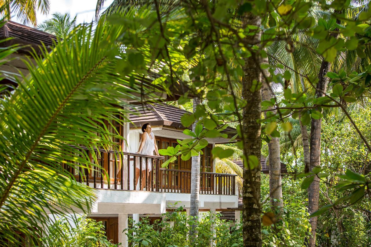 Palm Beach Island Resort & Spa Maldives Fushifaru Exterior photo