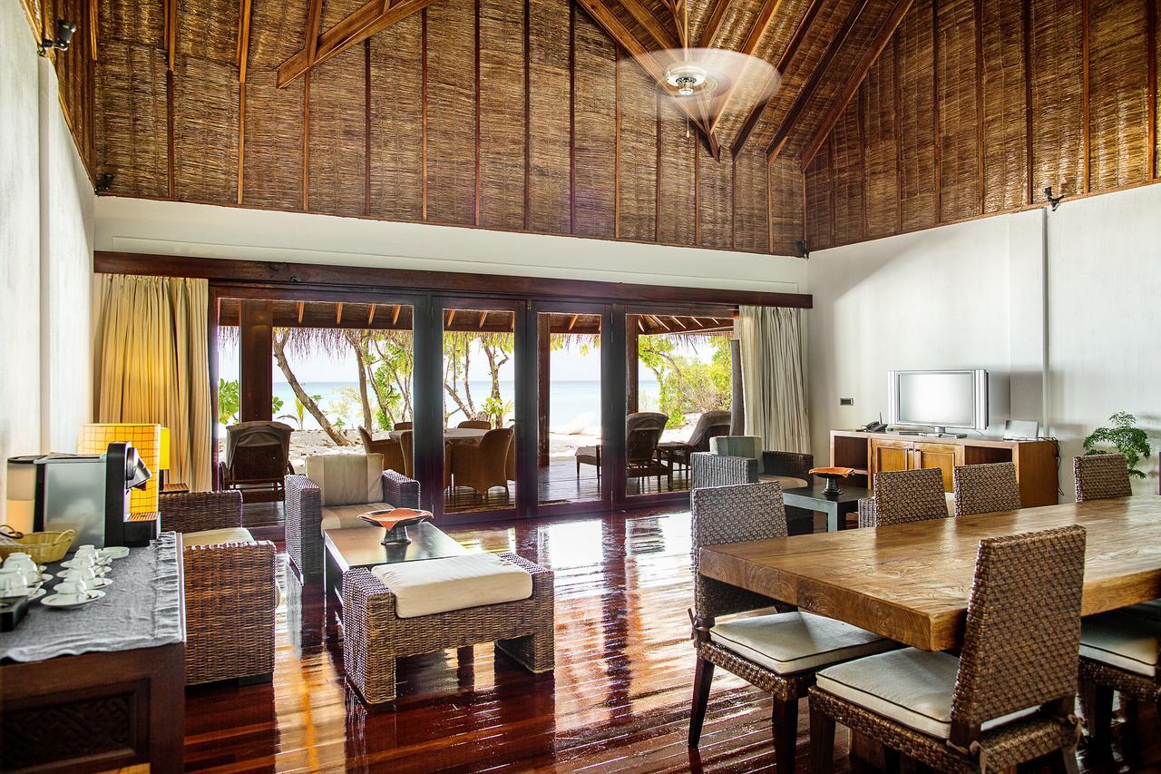 Palm Beach Island Resort & Spa Maldives Fushifaru Exterior photo